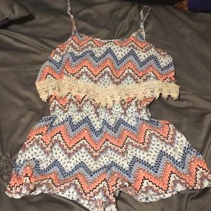 Cute romper!